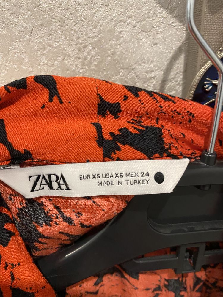 Комбінезон з шортами Zara у розмірі XS