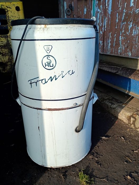 Pralka Frania z Maglem
