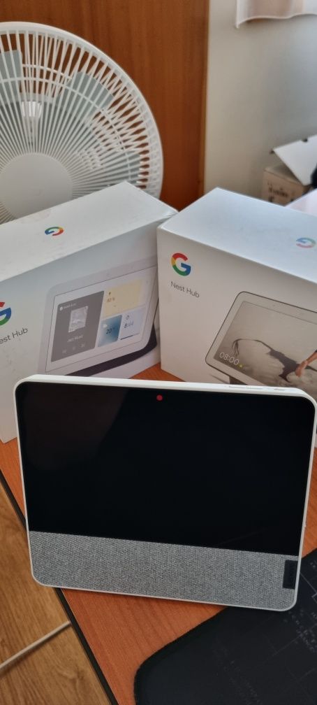 Google nest display (1ª e 2ª geração) - como novos