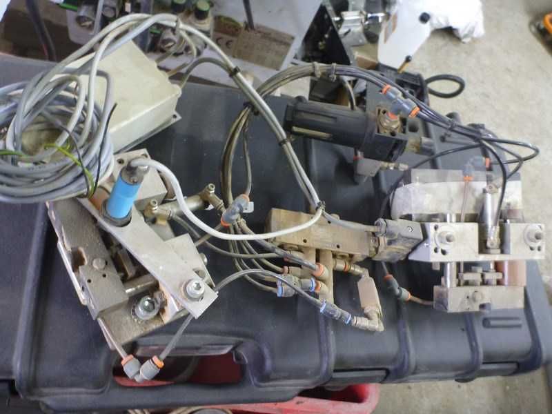 Okleiniarka Biesse Agregat cykliny płaskiej-klejowej