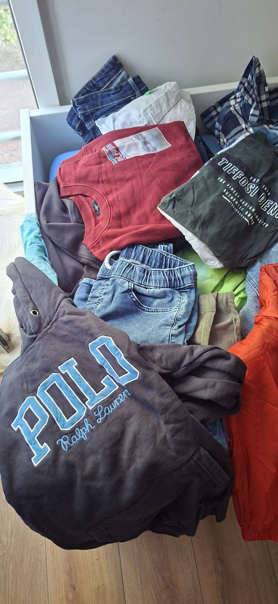 Roupas rapaz 11-12 e 14-15 e XS
