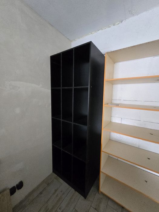 Мебель под обои.