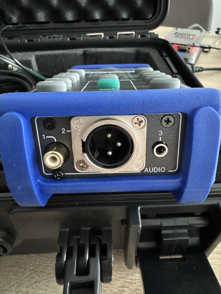 Tester generator obrazów kontrolnych TV Extron