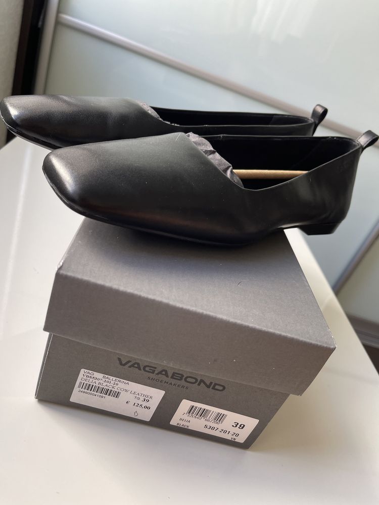 Шкіряні балеринки Vagabond