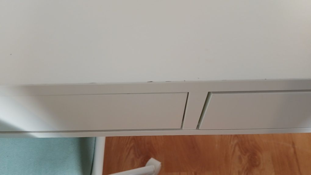 Biurko białe Alex Ikea 132x58- 2 krzesła gratis