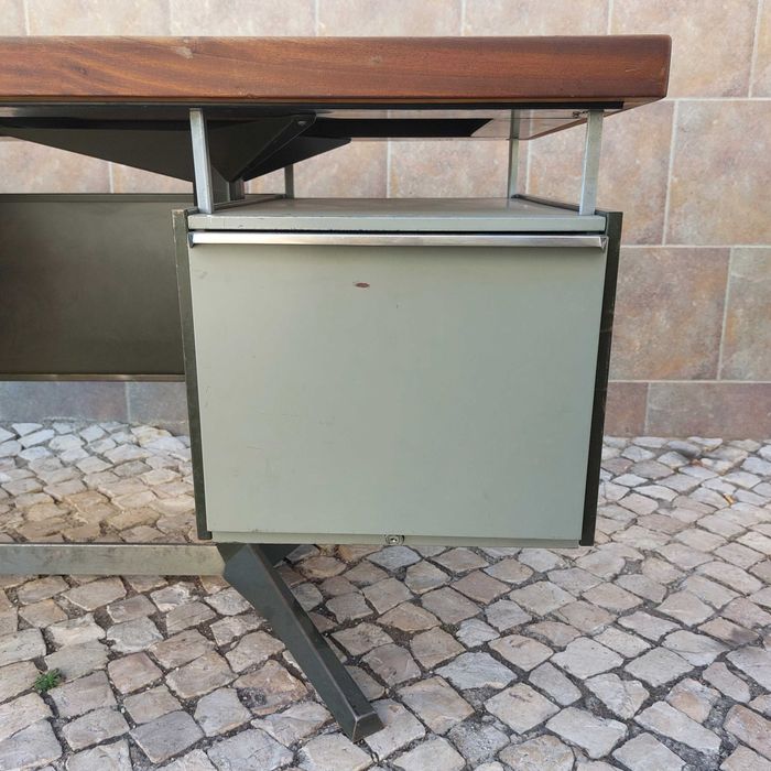 Vintage Daciano da Costa desk