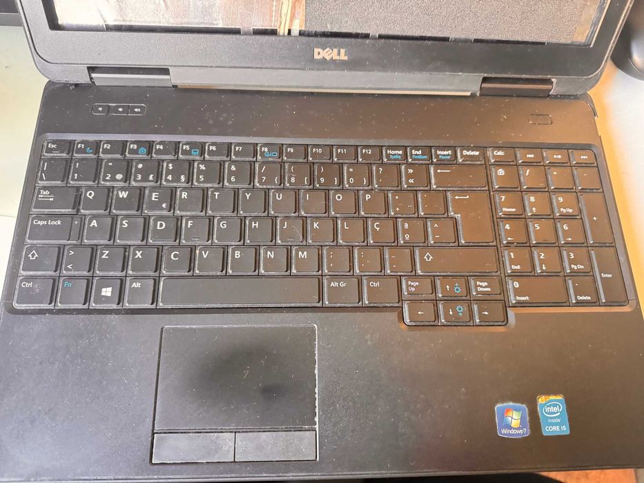 Dell E5540 p/Peças c/Motherboard OK-Varios