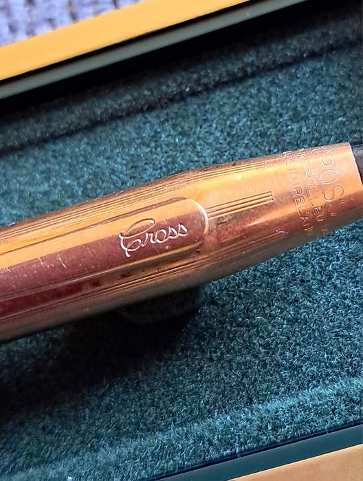 Esferográfica Roller Cross Plaquê Ouro