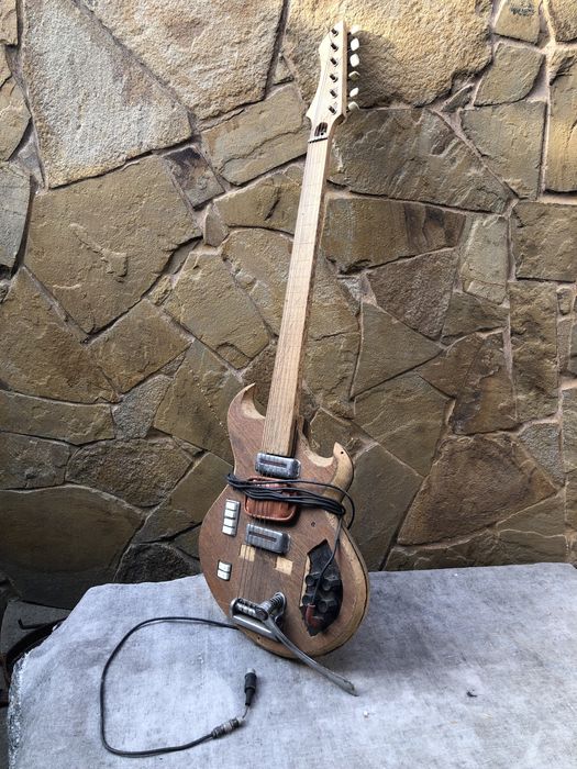 Электро гитара . Самодельная