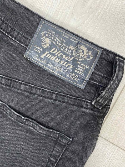 Джинсы Diesel W30 L32 штаны boss lee wrangler tommy levis armani nudie