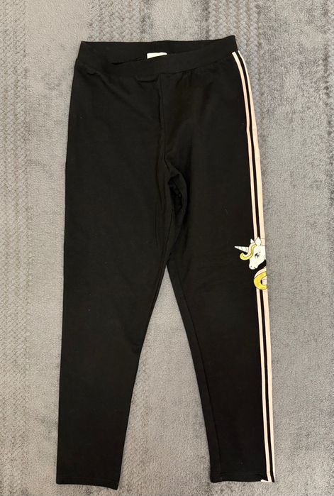 Штани на дівчинку