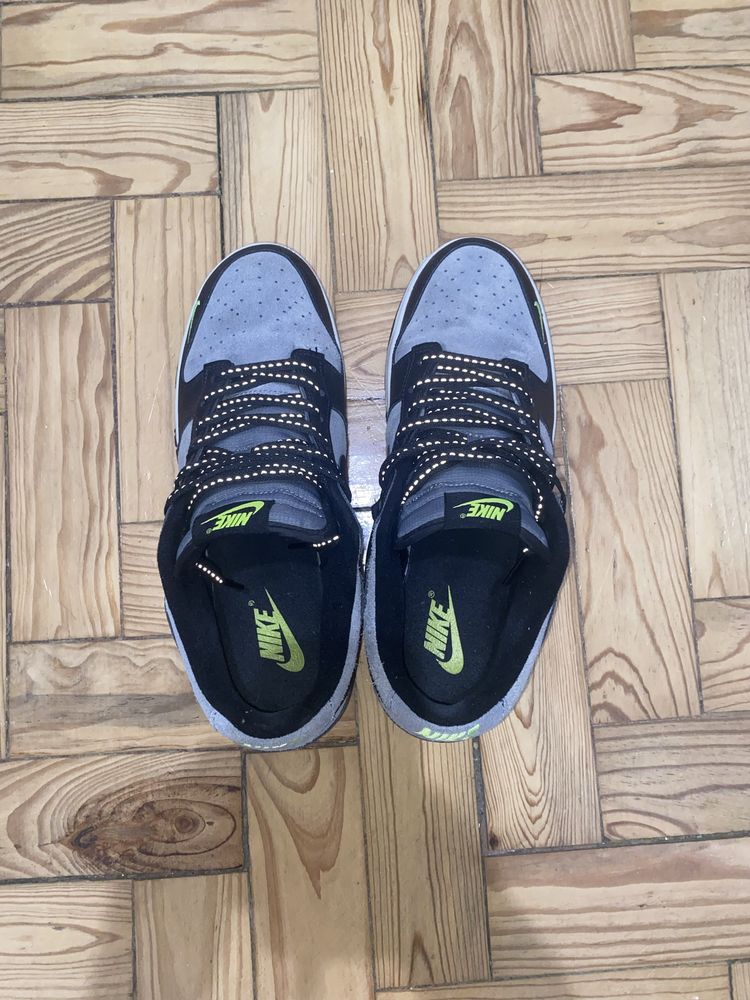 Nike Dunk Low Cinzento