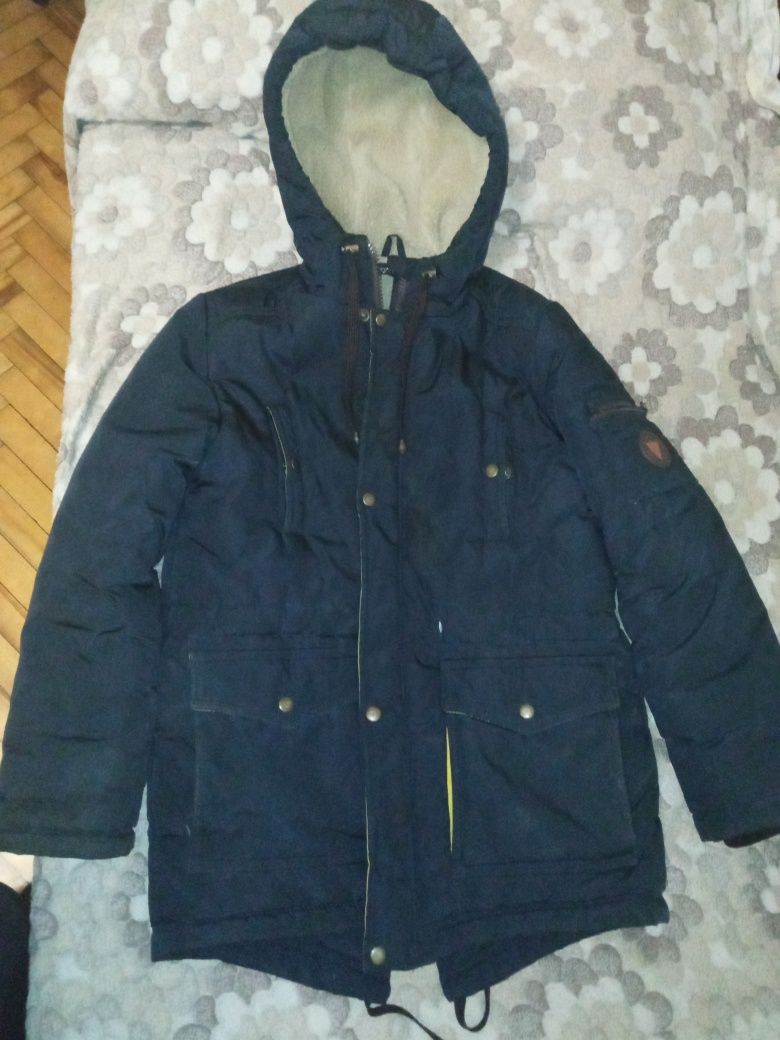 Зимняя куртка пуховик для мальчика р.42