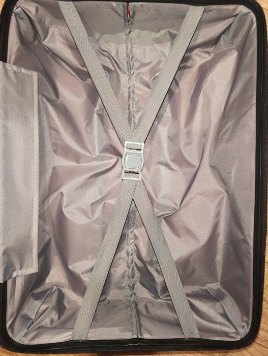 Чемодан средний силиконовый