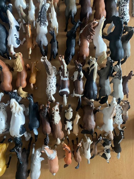 Konie firmy schleich i collecta