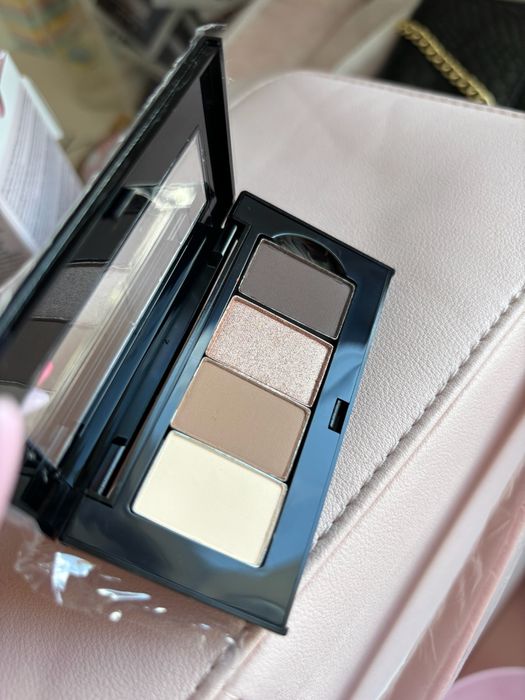 Zestaw paleta + 4 cień Mary Kay
