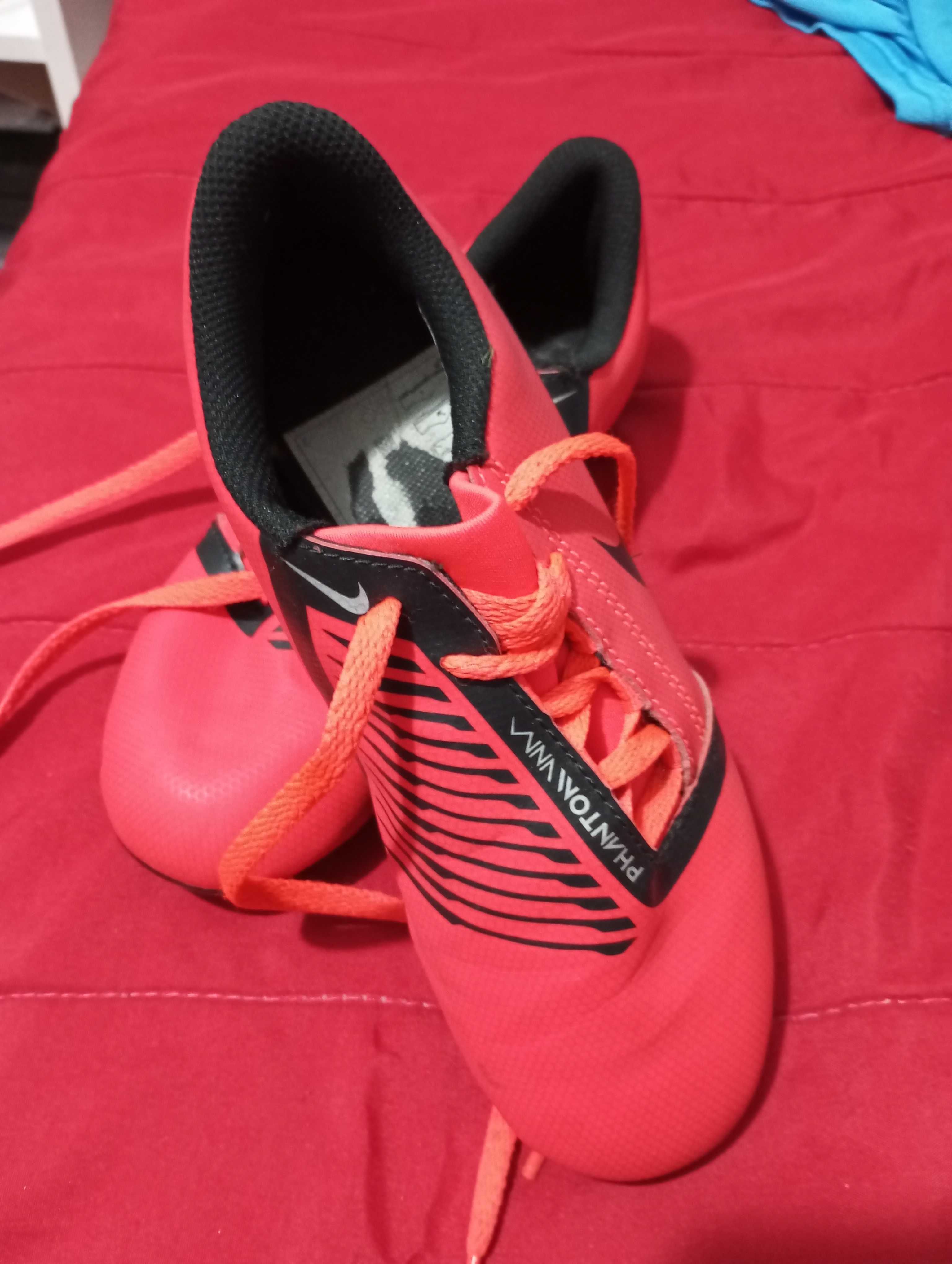 Botas futebol Nike