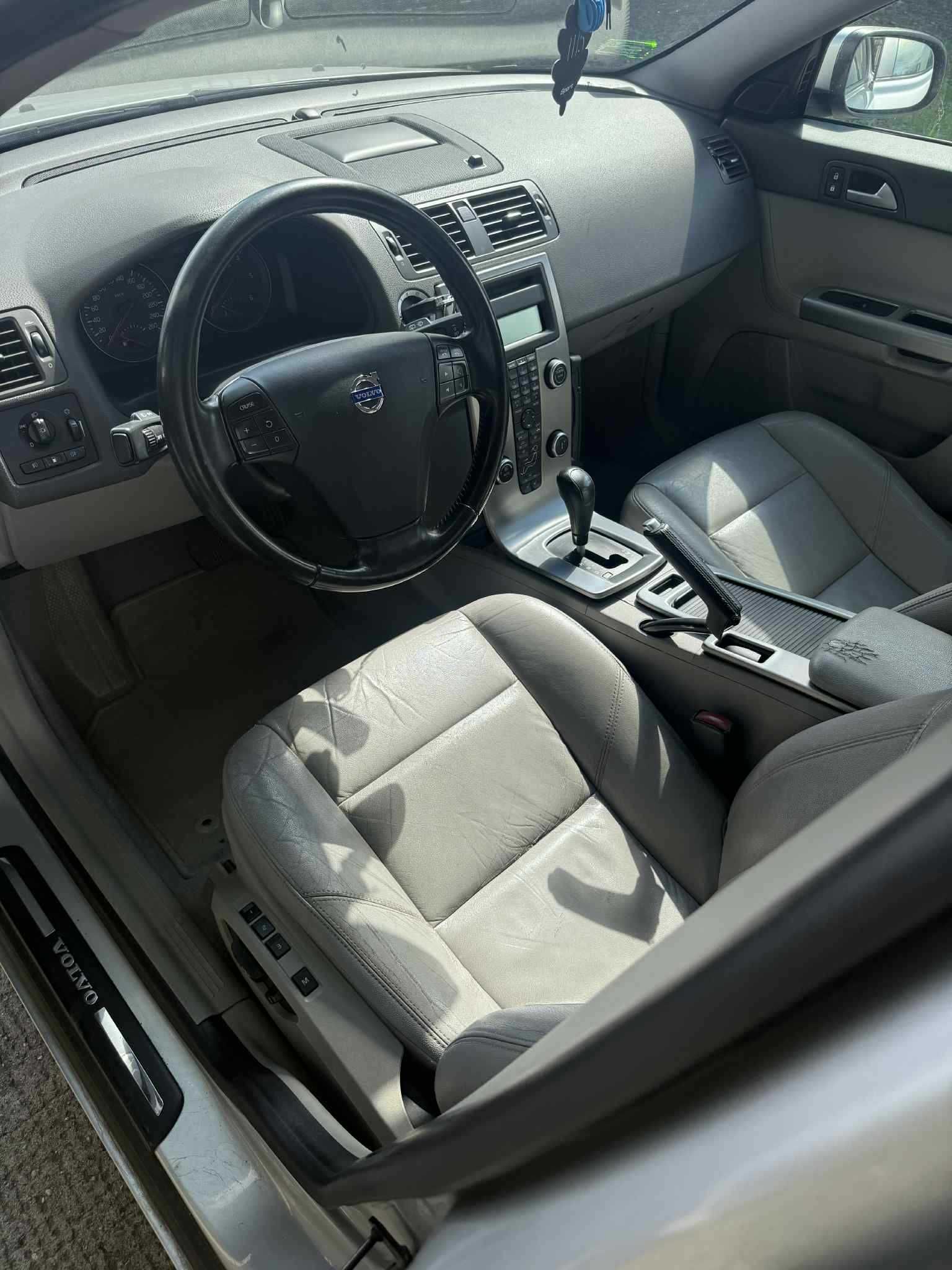 Sprzedam Volvo V50 2,0 D