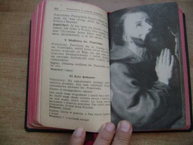 Starocie z PRL - Dewocjonalia = Modlitewnik Wejherowski z 1974r. TANIO