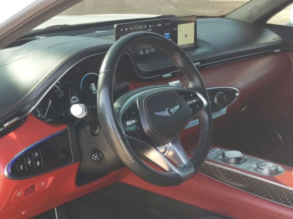 Genesis GV70 Sport      2022