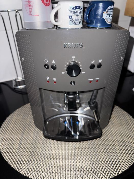 Maquina de cafe como nova