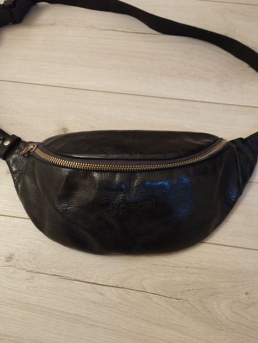 Продам шкіряну бананку