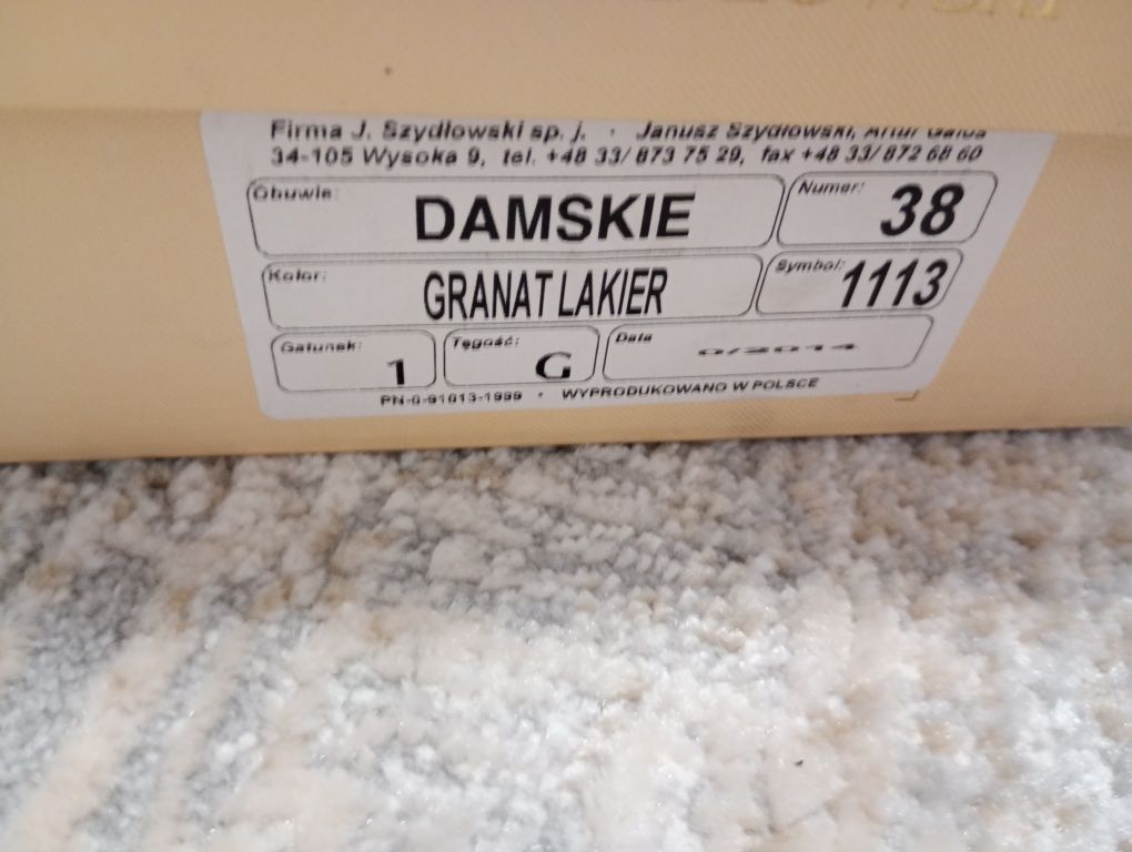 Granatowe buty damskie