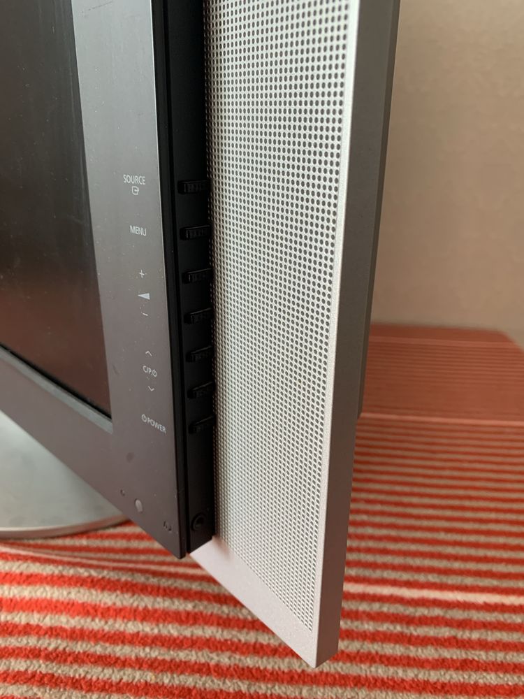 Телевізор Samsung (LE20S52BP) і цифрова антена Vitek (VT - 3853)