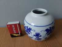 Chiński porcelanowy pojemnik, kobalt.