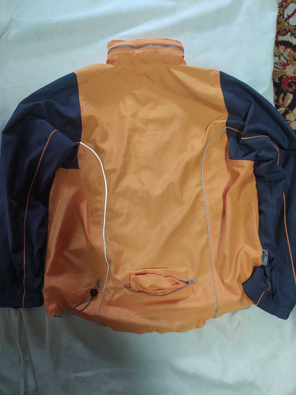 zip hoodi 1/3 asics