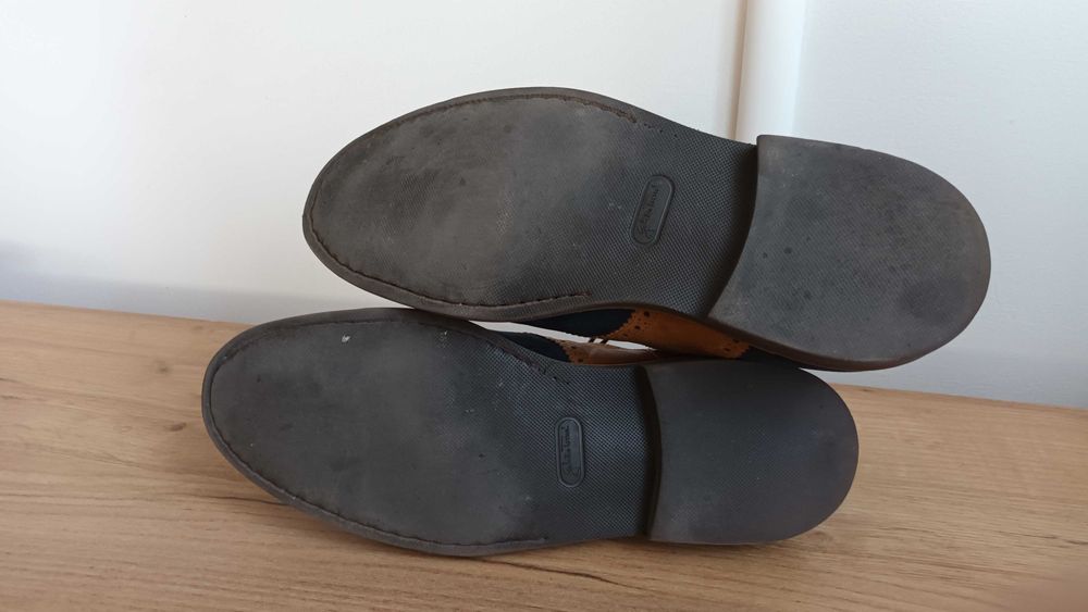 Włoskie półbuty skóra