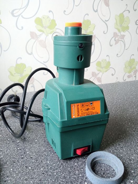 Точильный станок для сверл Sturm BG6007S