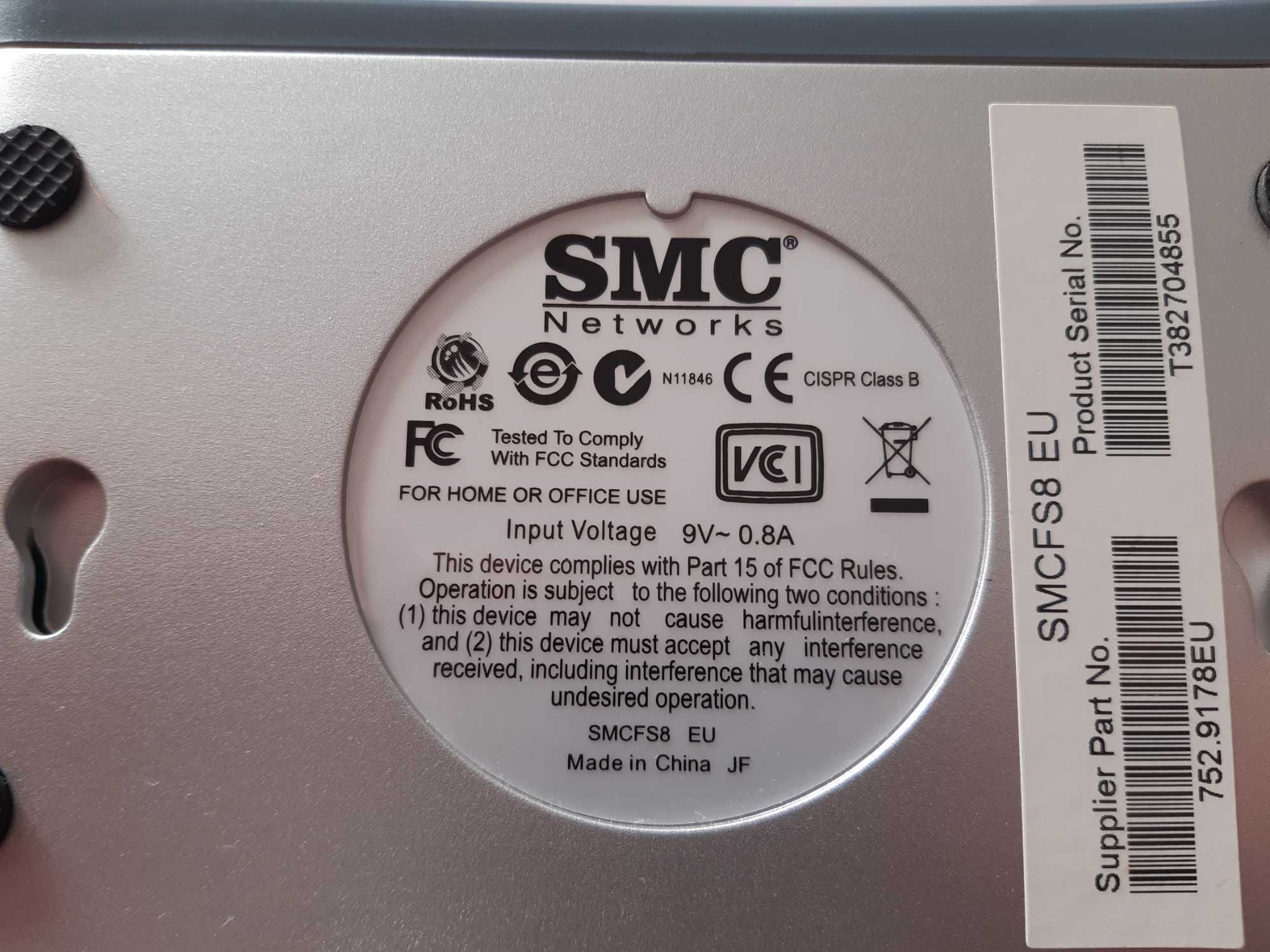 SMC switch 8 portas 10/100Mbps