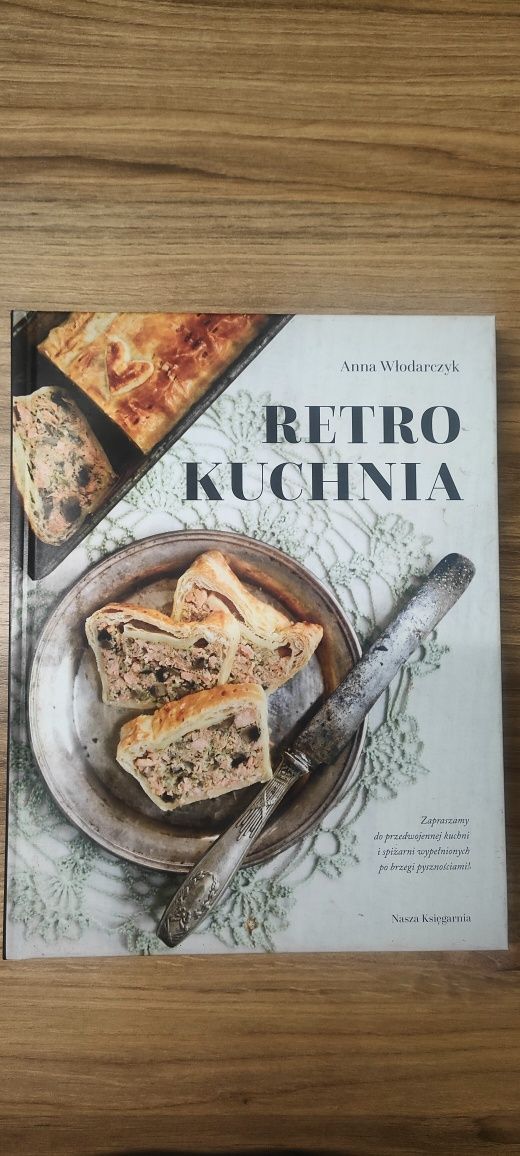 Książka retro kuchnia twarda oprawa