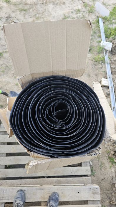 Folia kubełkowa izolacja fundament, wysoka 1.5m, 11mb.