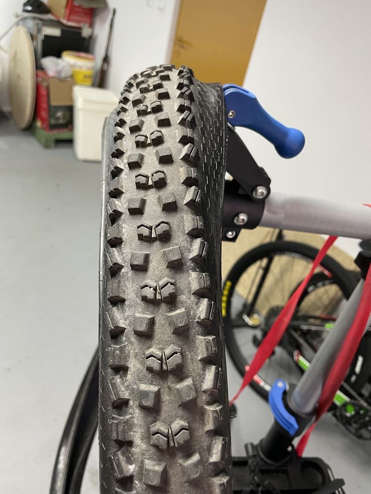 Opony rowerowe Continental 29-2,3/29-2,2