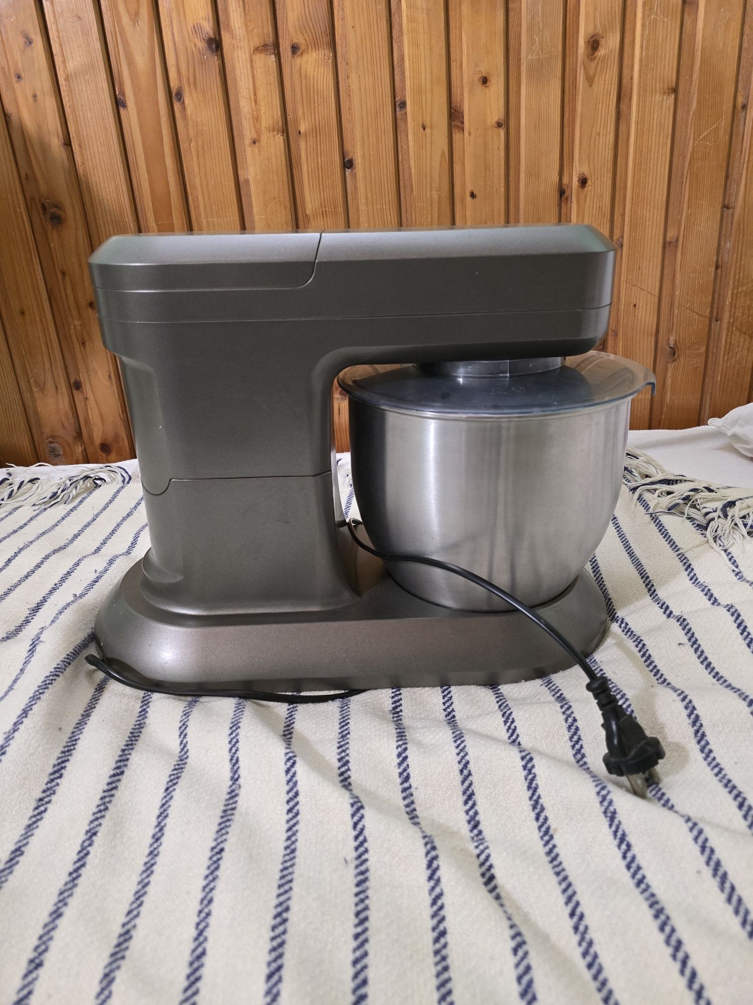 Robot kuchenny mikser planetarny 6,5 L First