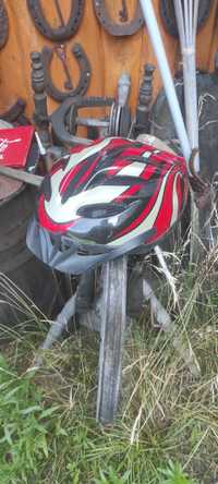 Kask rowerowy młodzieżowy