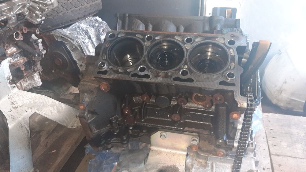 Jeep Grand Cherokee vk2 i 3.0D VM63D  tlok z korbowodem