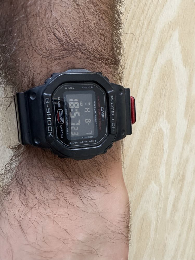 Casio G Shock DW-5600HR