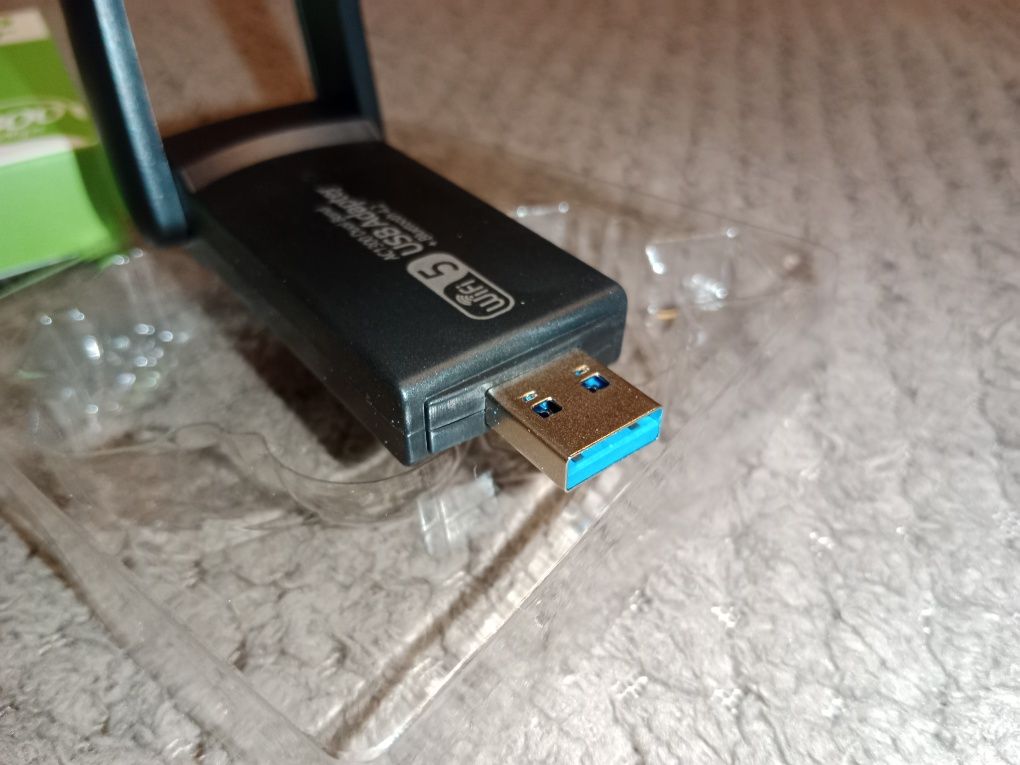 Двохдіапазонний USB WiFi адаптер 1300 Mbps