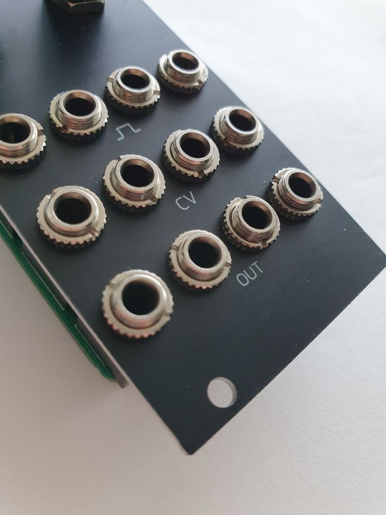 Ornament and Crime moduł eurorack syntezator modularny