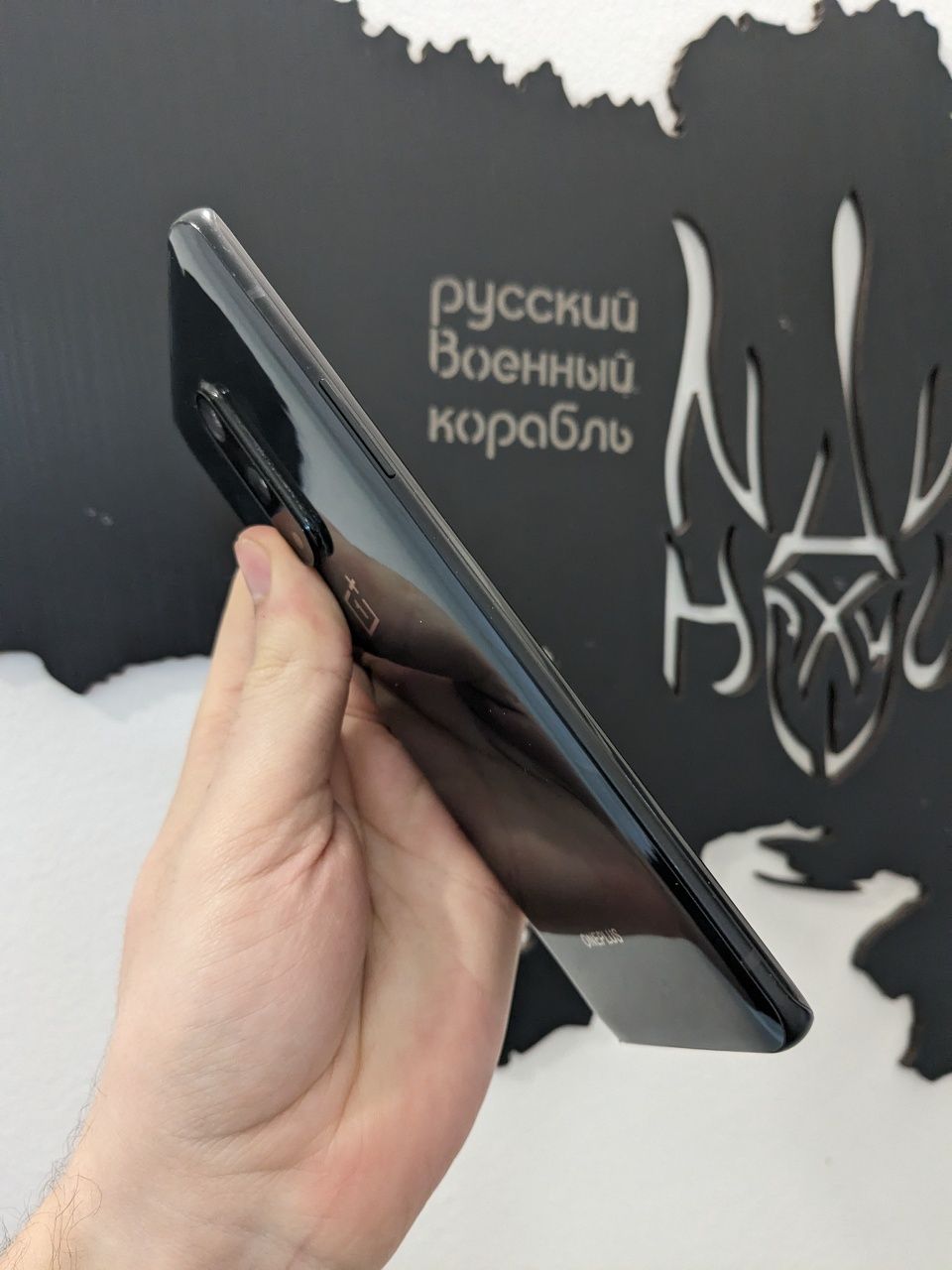 OnePlus 8 Pro 12/256gb Neverlock Дуже гарний стан!