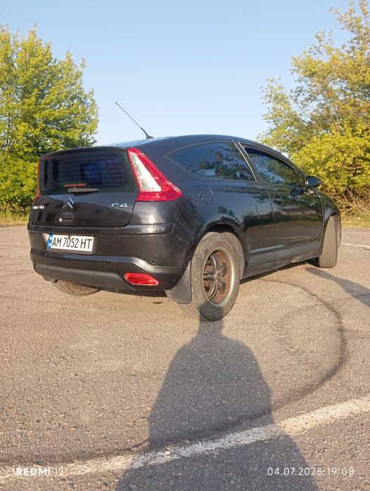 Сітроен с4  в хорошому стані на ходу , та без питань