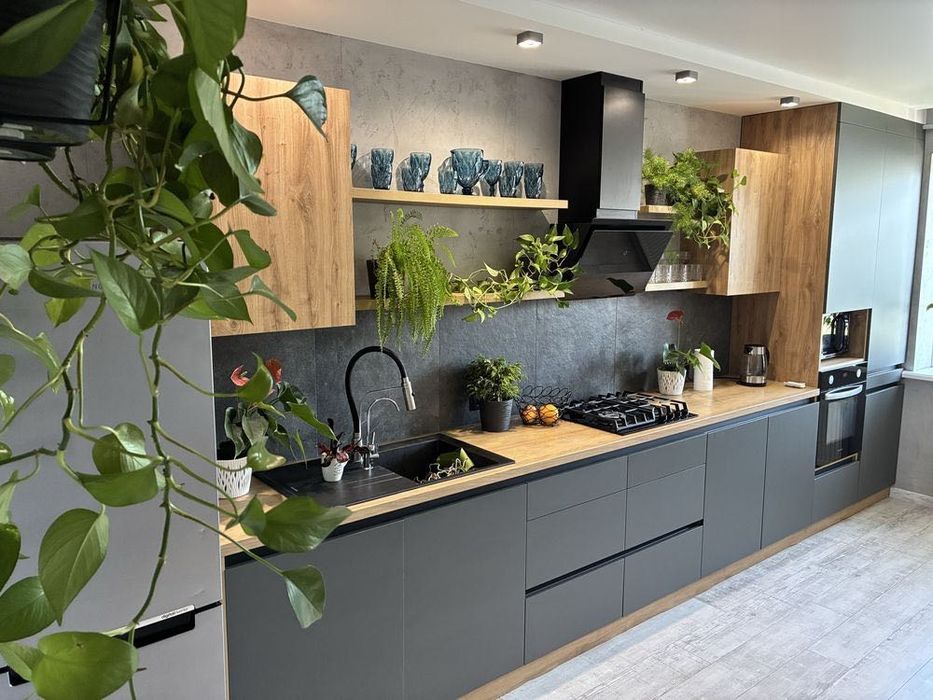 № продаж 3-кім квартира на Щасливому з видом на Озеро Басів Кут