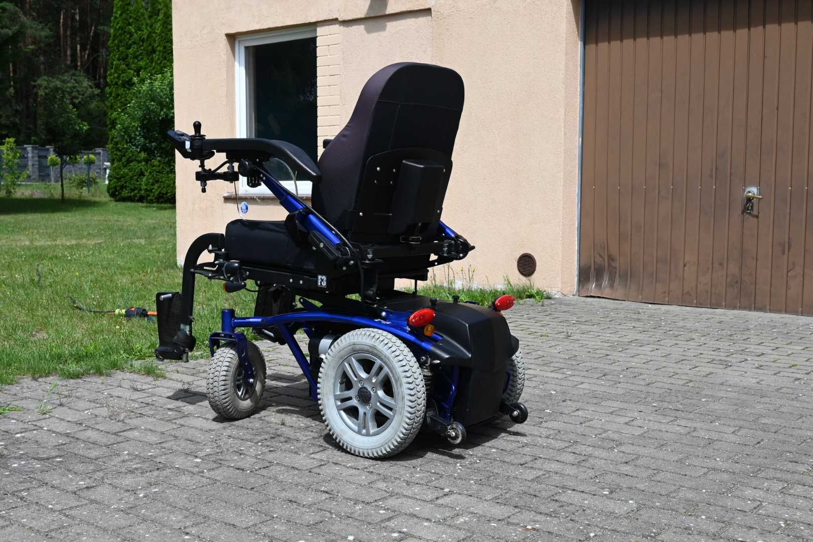 Elektryczny wózek inwalidzki firmy VERMEIREN FOREST3