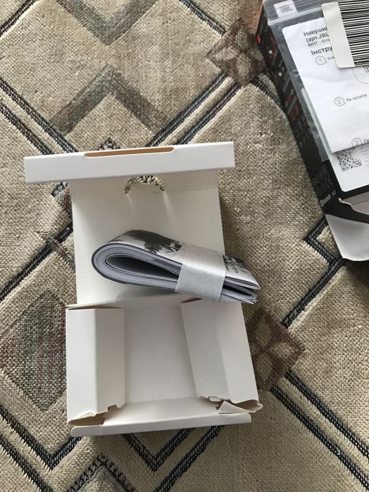 Коробка від навушників JBL Wave flex perfect fit