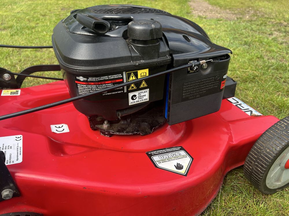 Kosiarka Briggs&stratton 675 series 6,0KM z koszem z napędem