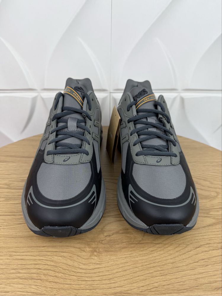 Нові оригінальні кросівки Asics gel-1130