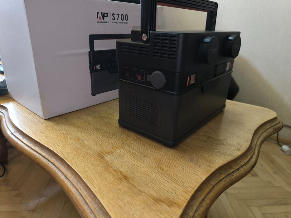 Зарядна станція Allpowers S700
